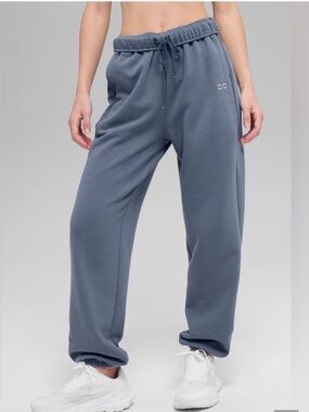 ALO Yoga Accolade Jogger Pants - Slate Blue